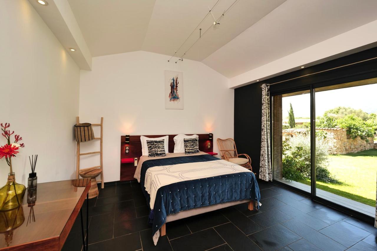 Domaine Pozzo Di Mastri Hotel & Spa فيغاري المظهر الخارجي الصورة