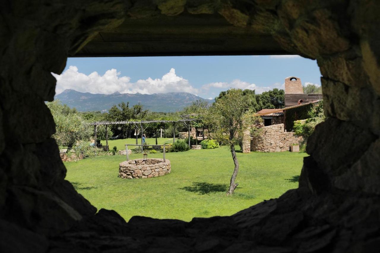 Domaine Pozzo Di Mastri Hotel & Spa فيغاري المظهر الخارجي الصورة