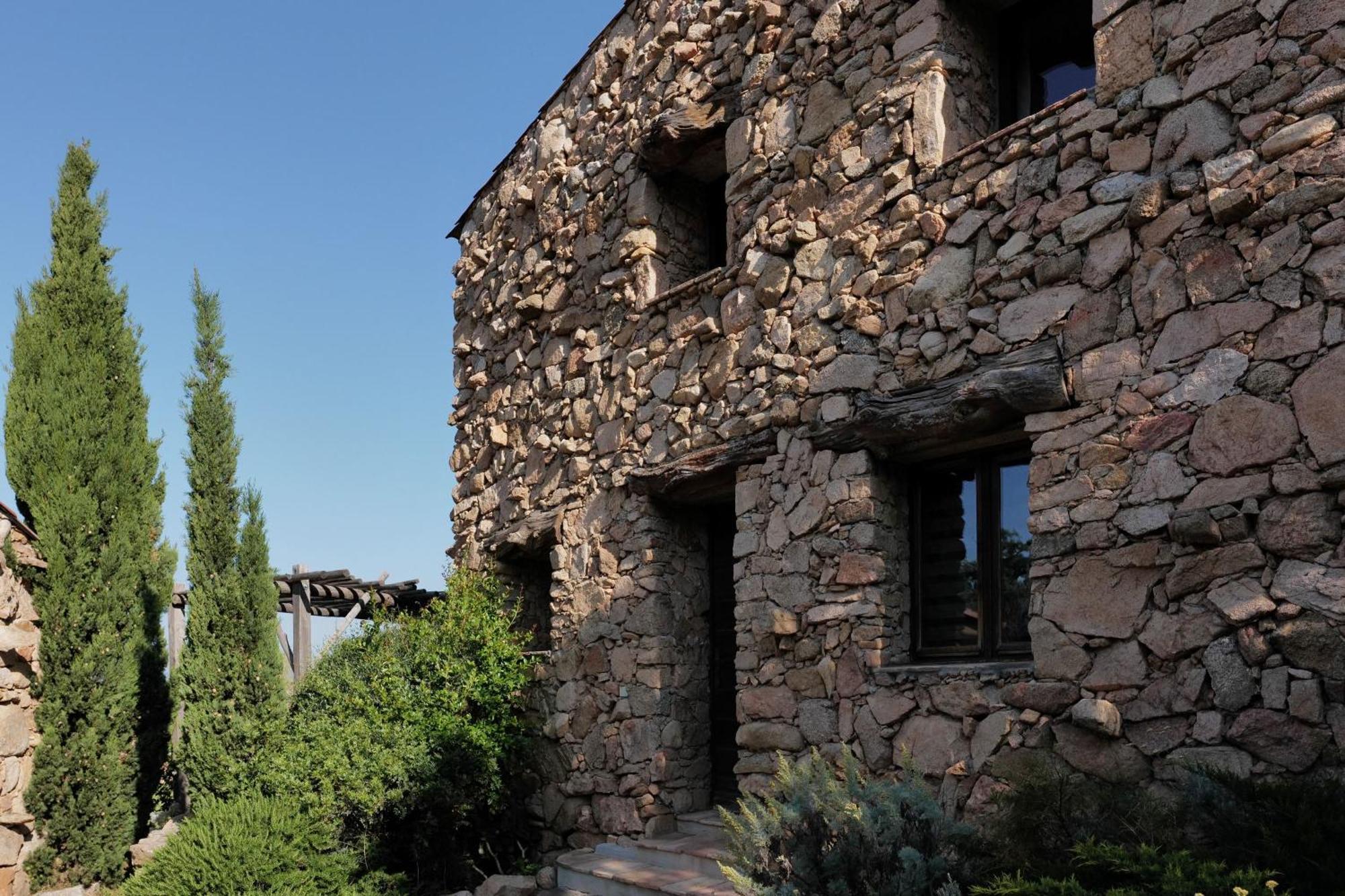 Domaine Pozzo Di Mastri Hotel & Spa فيغاري المظهر الخارجي الصورة